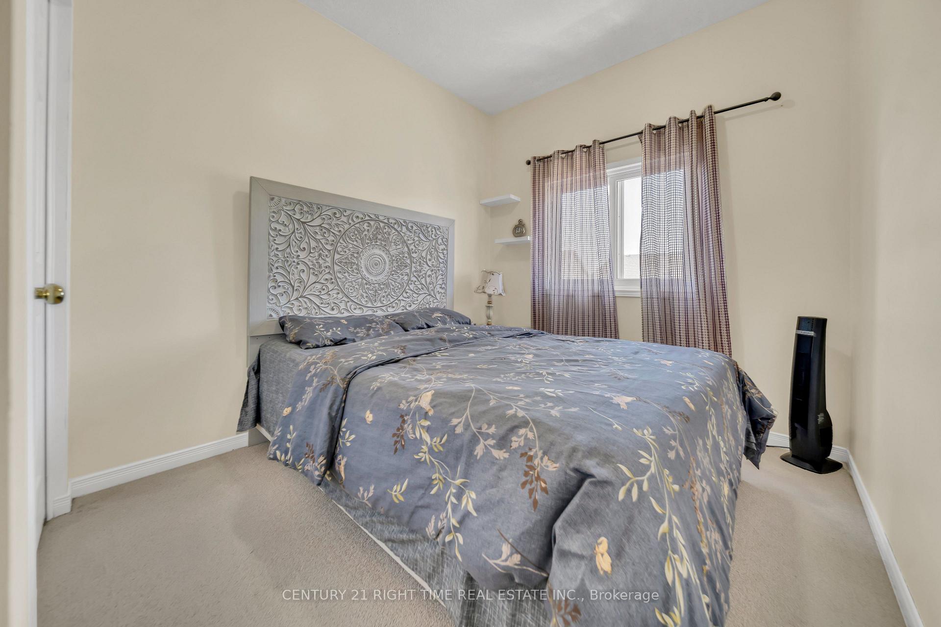Photo 14 of 105 Max Becker Drive, Kitchener — HOMEH