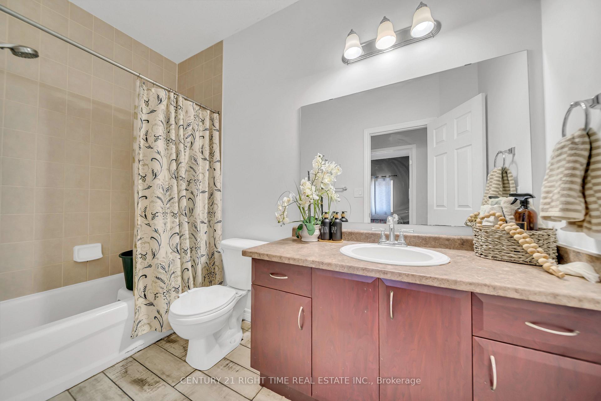 Photo 25 of 105 Max Becker Drive, Kitchener — HOMEH