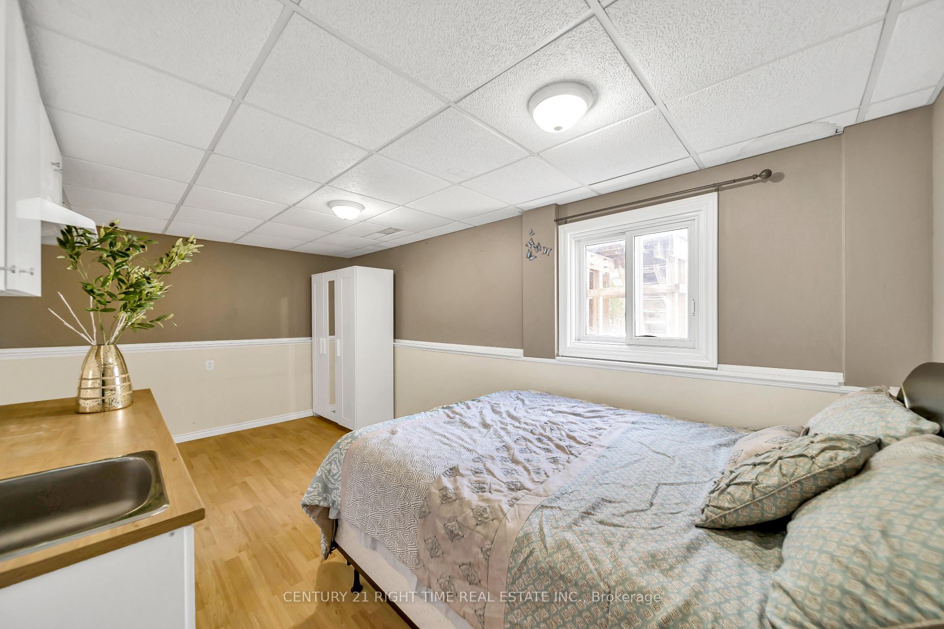 Photo 32 of 105 Max Becker Drive, Kitchener — HOMEH