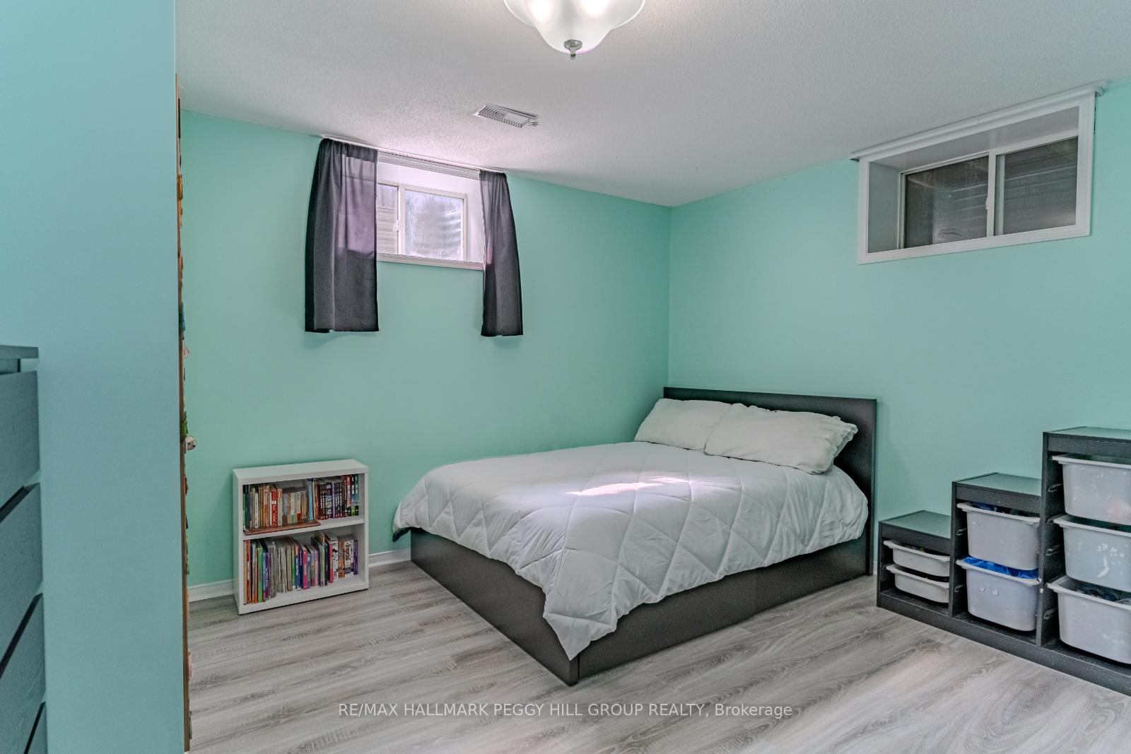 Photo 15 of 62 Nicole Marie Avenue, Barrie, East Bayfield — HOMEH