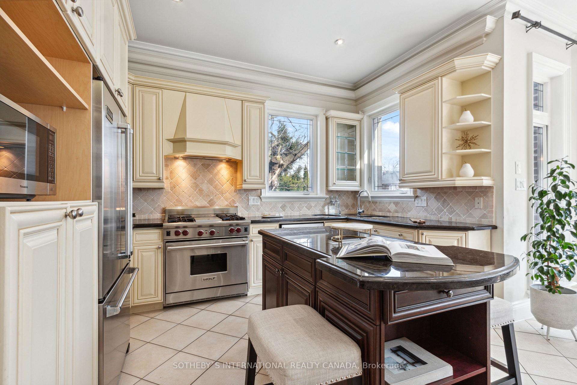 Photo 17 of 203 Old Orchard Grove, Toronto, Lawrence Park North — HOMEH