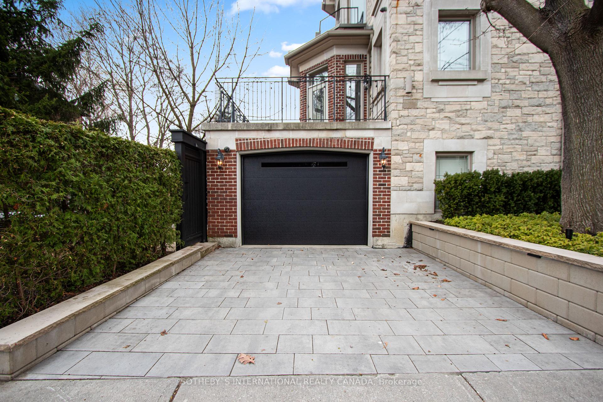 Photo 20 of 203 Old Orchard Grove, Toronto, Lawrence Park North — HOMEH
