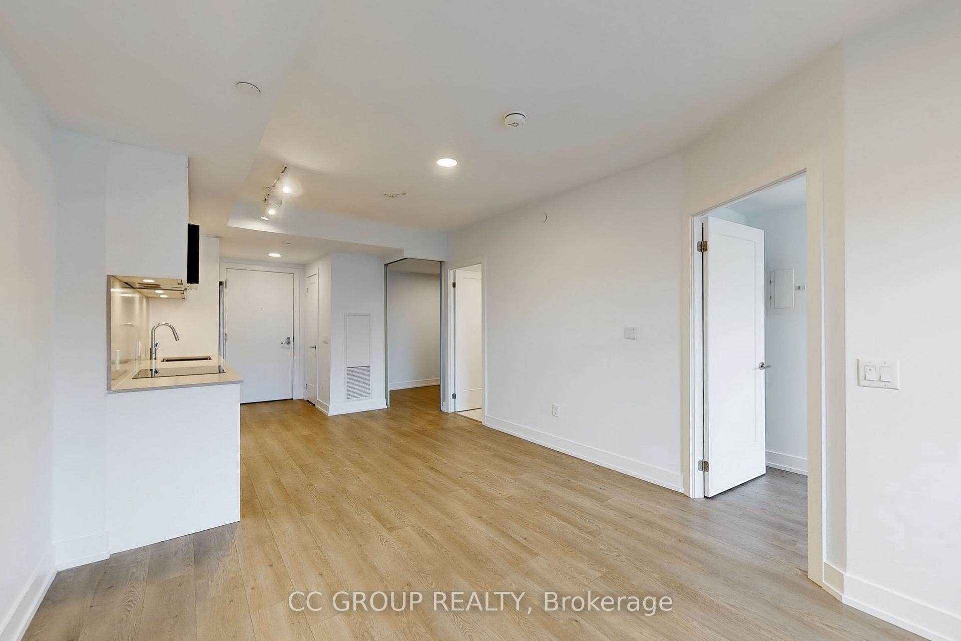 Photo 3 of Unit 915, 9 Clegg Road, Markham, Unionville — HOMEH