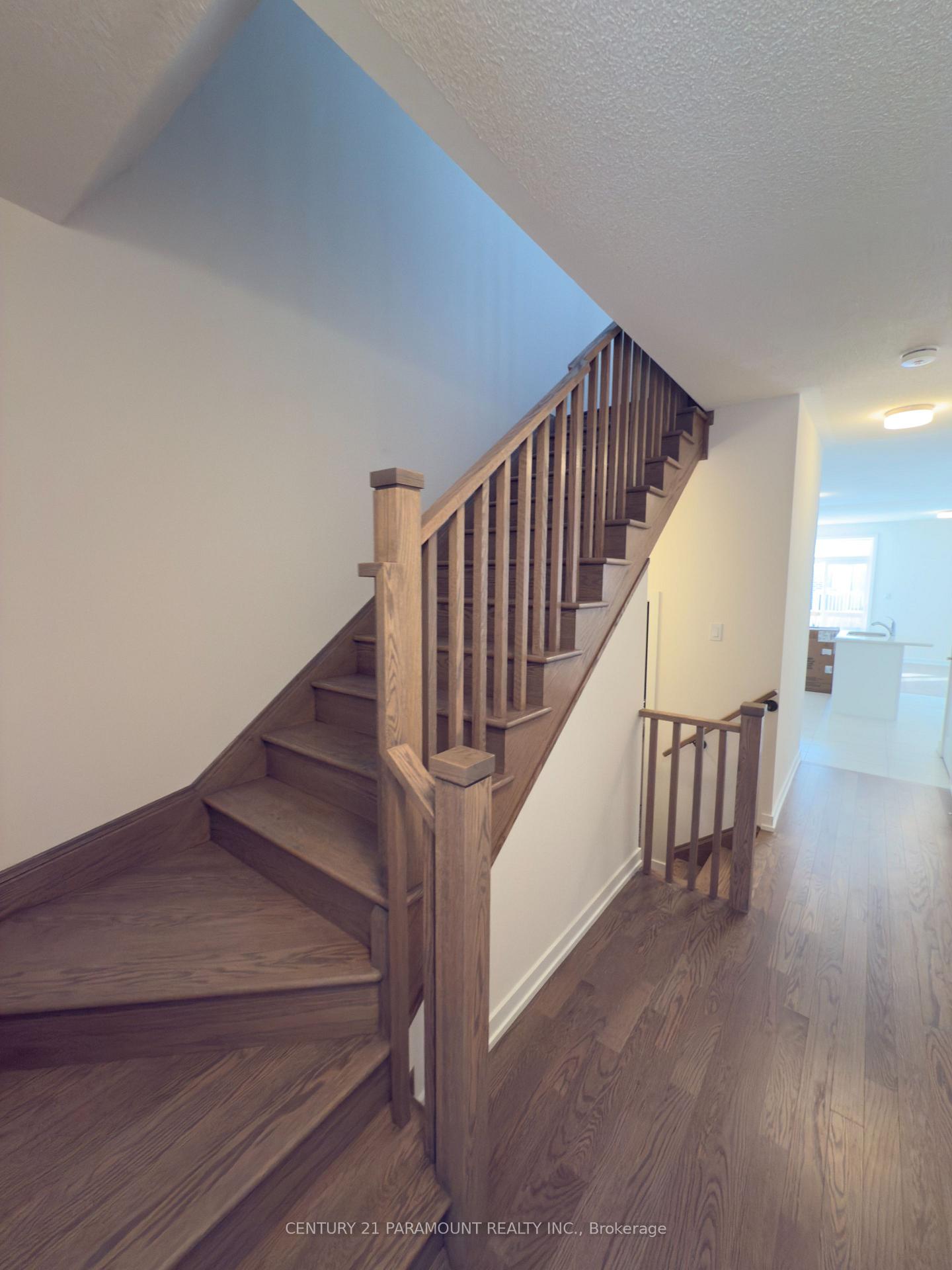 Photo 16 of 7 Singhampton Road, Vaughan, Kleinburg — HOMEH