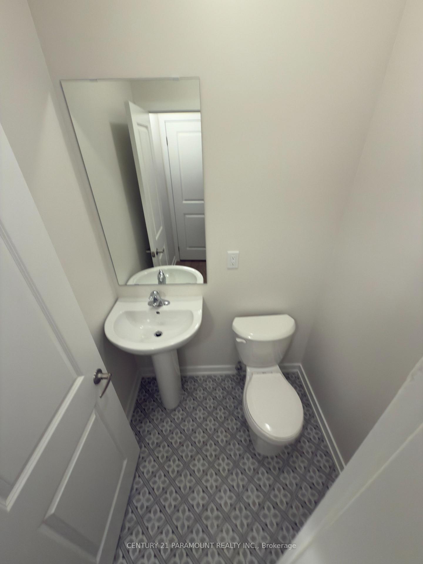 Photo 7 of 7 Singhampton Road, Vaughan, Kleinburg — HOMEH