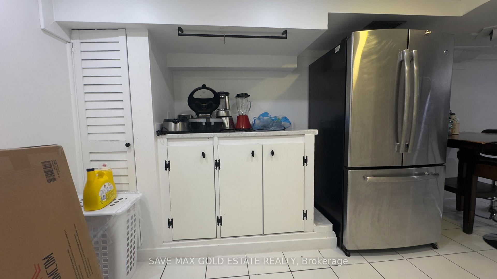 Photo 27 of 252 Walter Avenue N, Hamilton, Normanhurst — HOMEH
