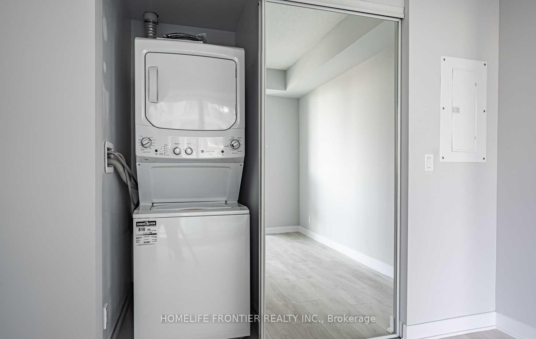 Photo 11 of Unit 4706, 2221 Yonge Street, Toronto, Mount Pleasant West — HOMEH
