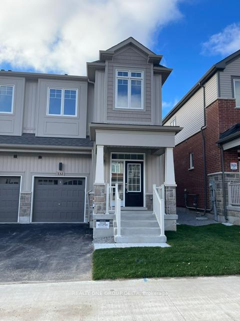 Photo 2 of 132 Greer Street, Barrie, Rural Barrie Southeast — HOMEH