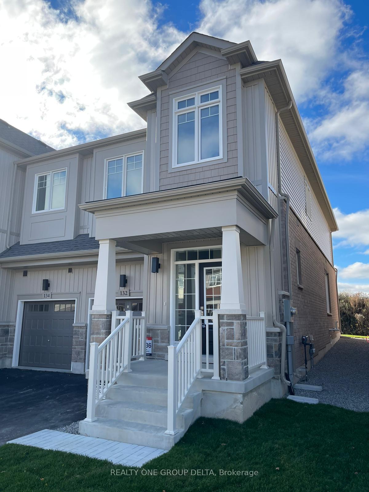 Photo 19 of 132 Greer Street, Barrie, Rural Barrie Southeast — HOMEH