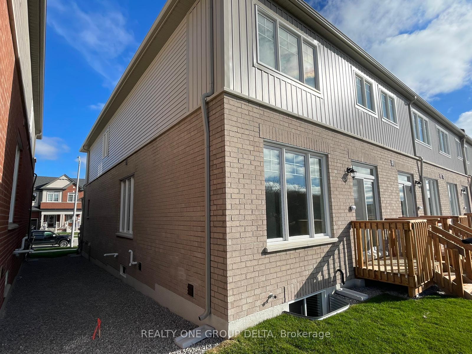 Photo 26 of 132 Greer Street, Barrie, Rural Barrie Southeast — HOMEH