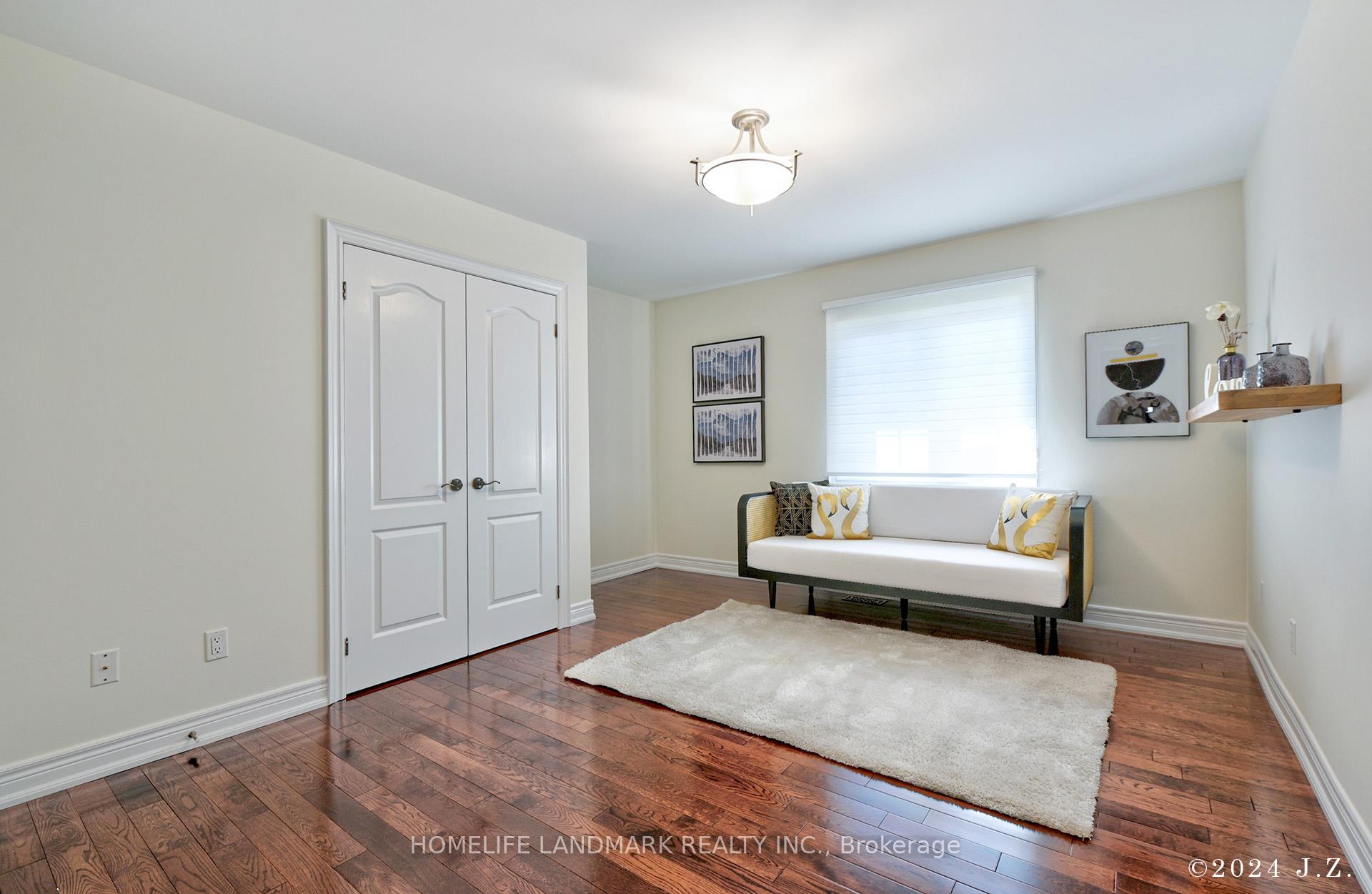 Photo 22 of 57 Castleglen Boulevard, Markham, Berczy — HOMEH
