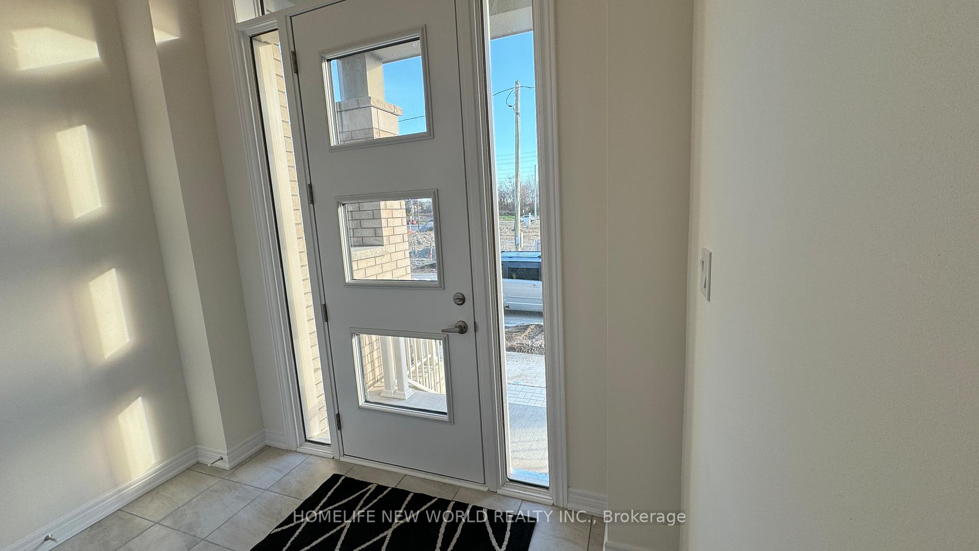 Photo 3 of 1026 Crowsnest Hollow, Pickering, Rural Pickering — HOMEH