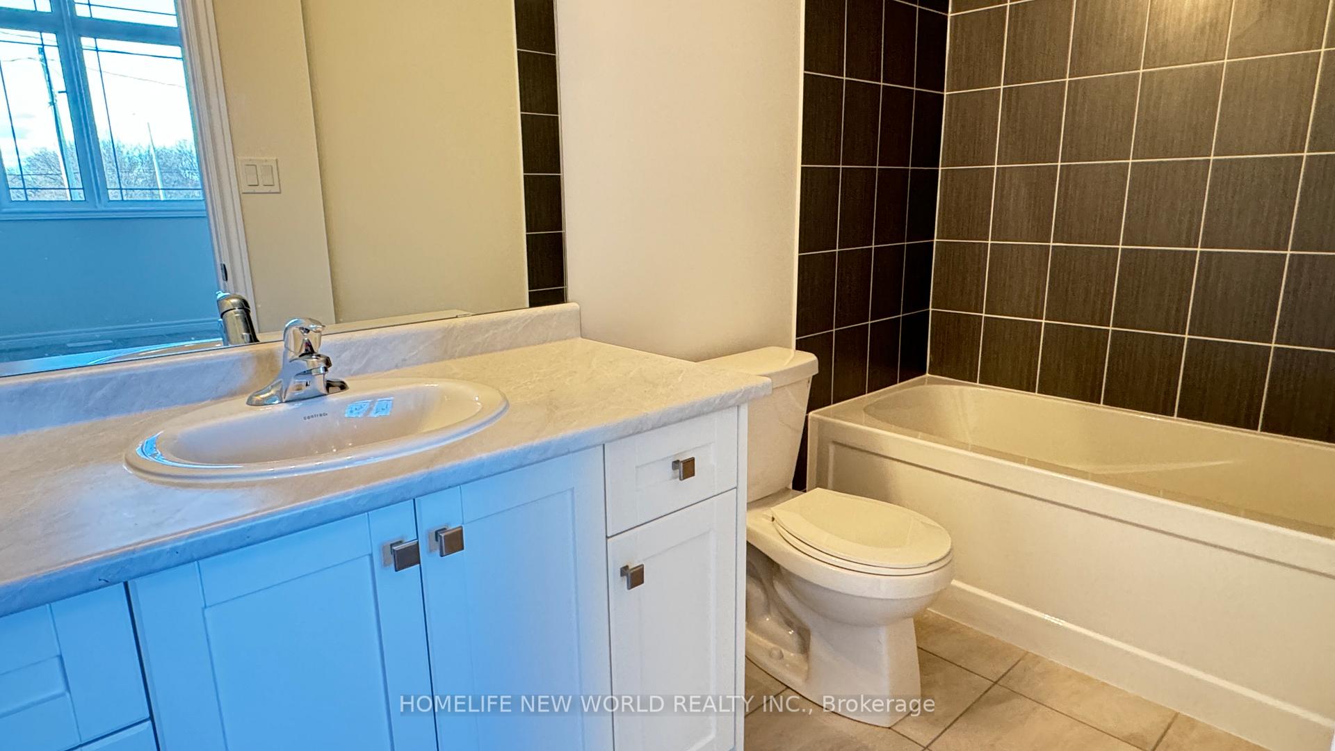 Photo 10 of 1026 Crowsnest Hollow, Pickering, Rural Pickering — HOMEH