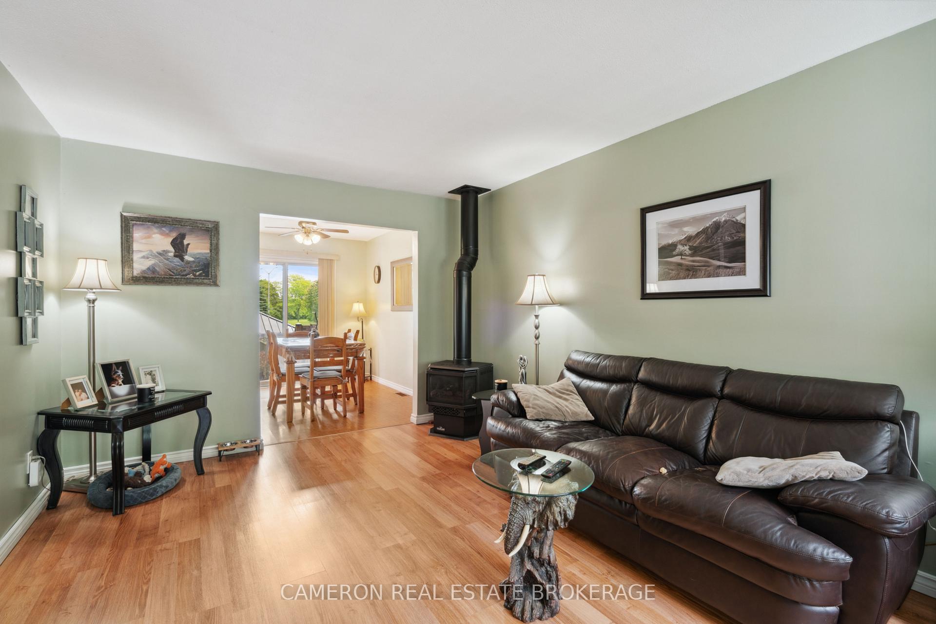 Photo 6 of 680 Glengarry Boulevard, Cornwall — HOMEH