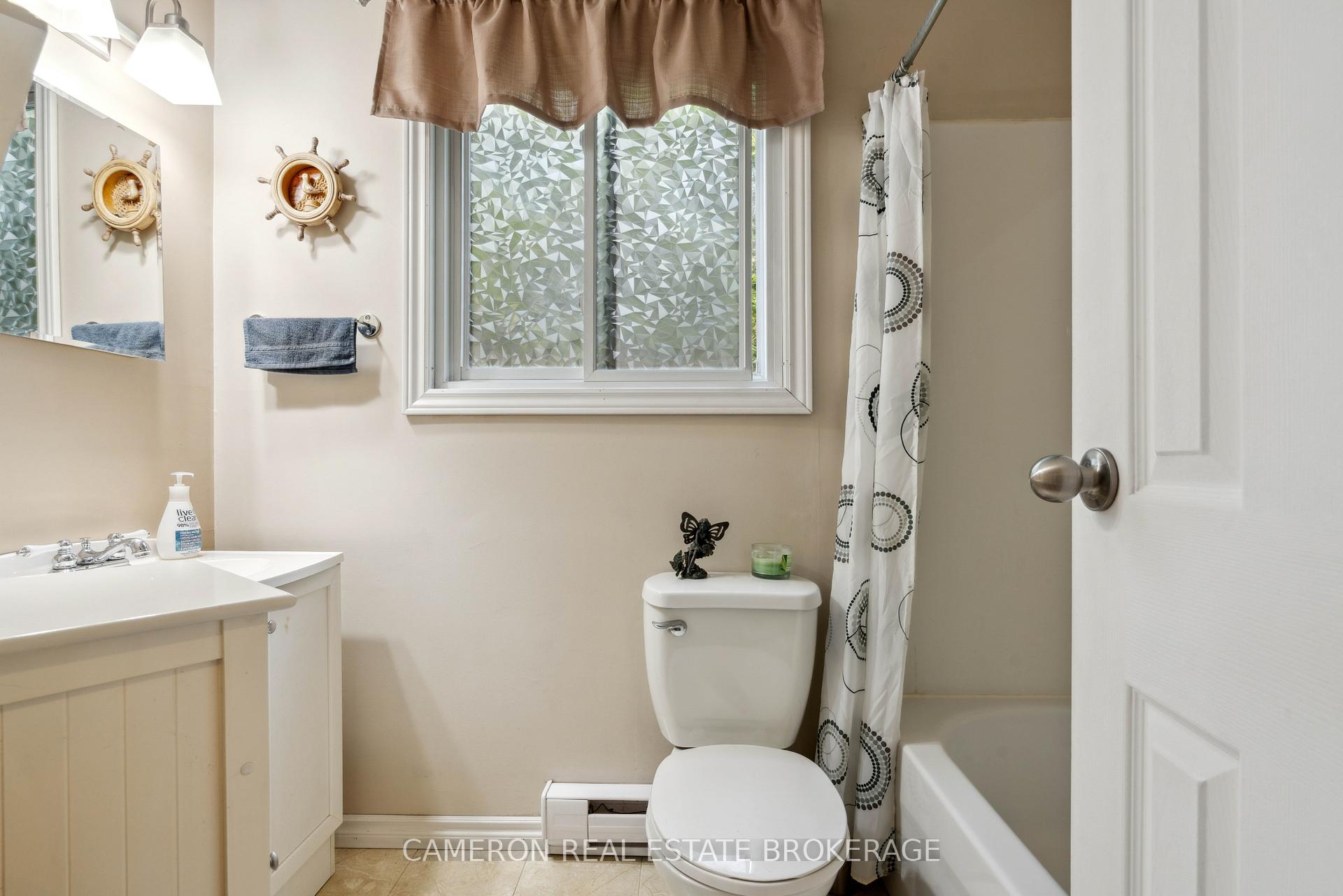 Photo 18 of 680 Glengarry Boulevard, Cornwall — HOMEH