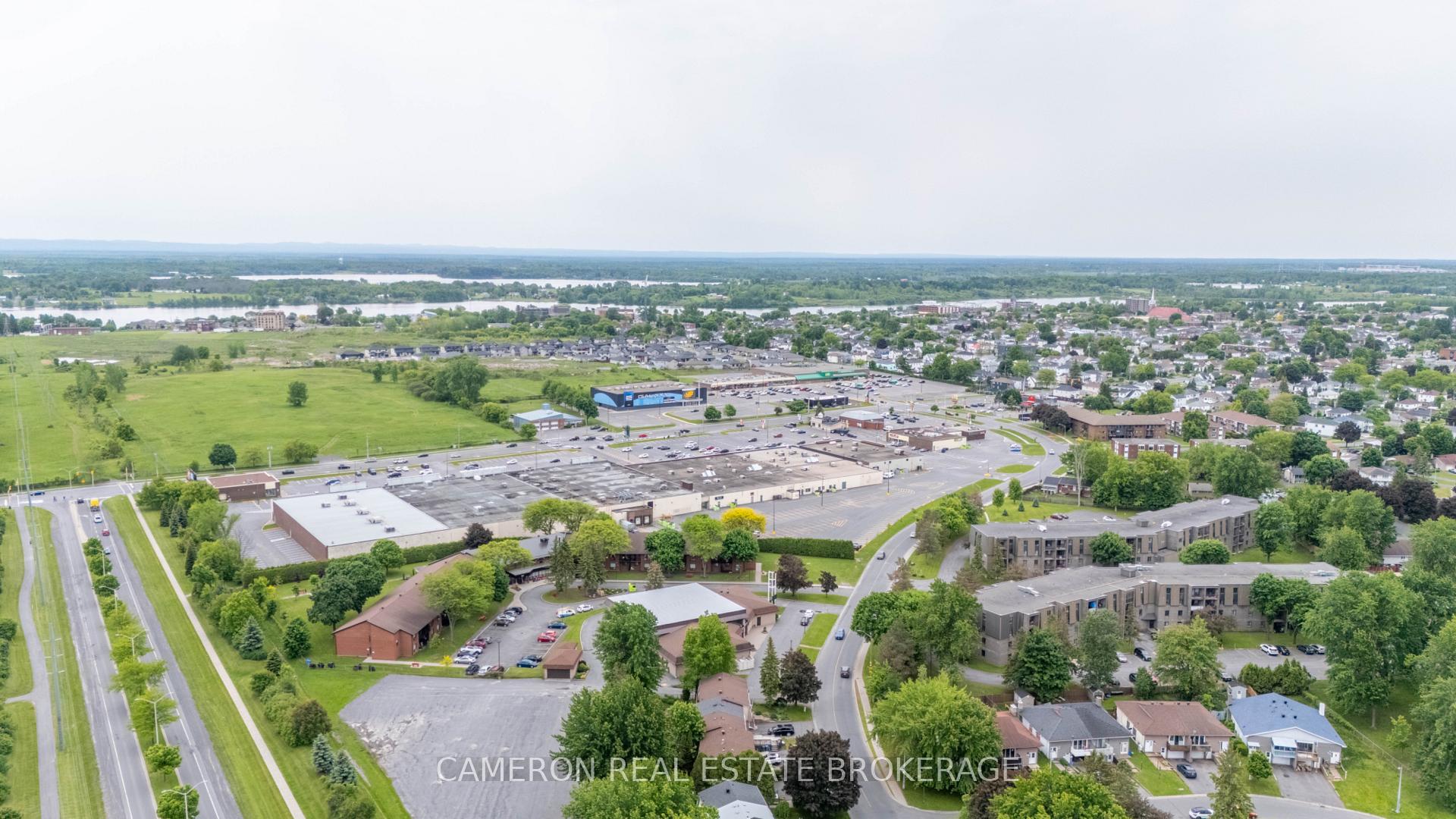 Photo 28 of 680 Glengarry Boulevard, Cornwall — HOMEH