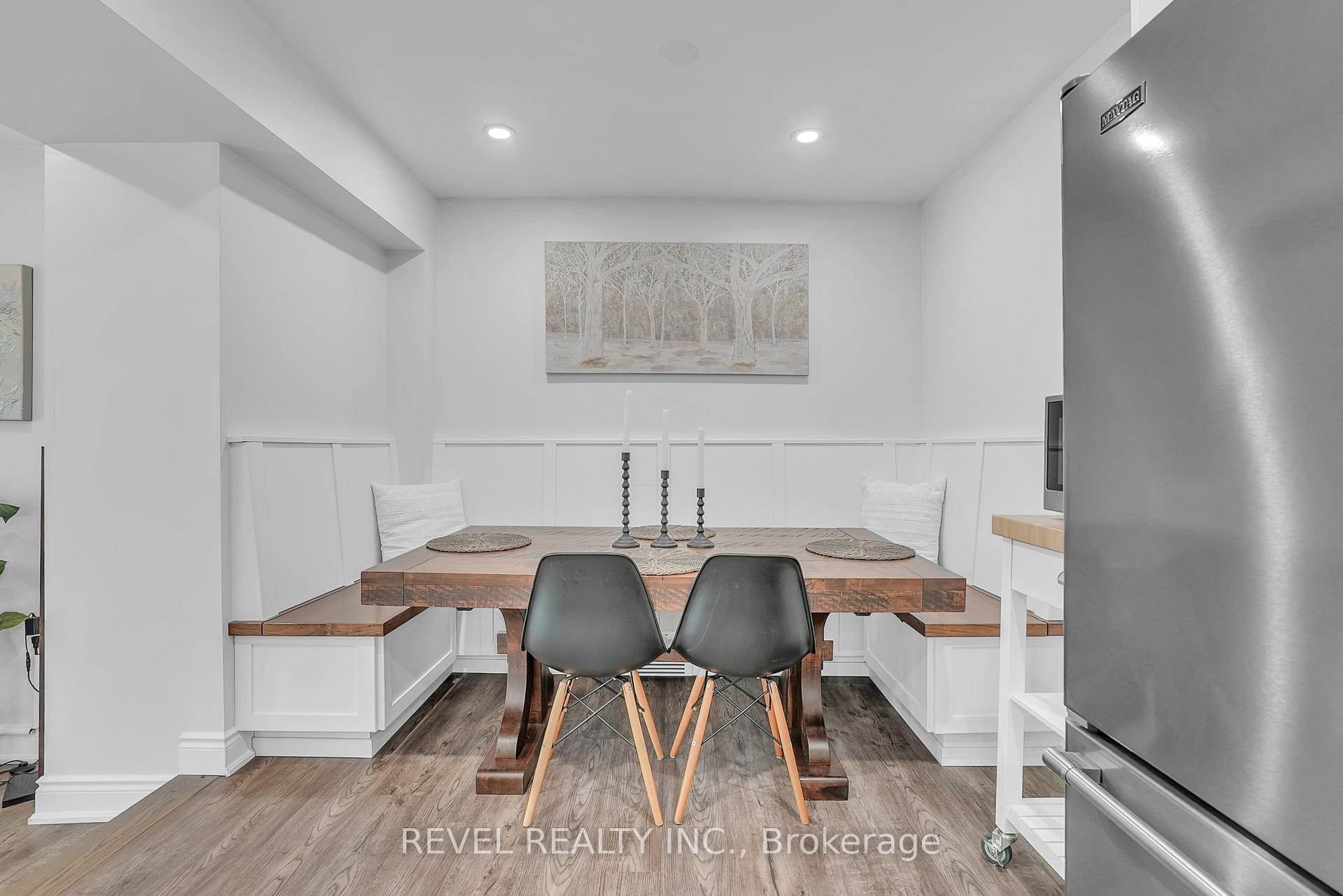 Photo 14 of 125 Dundonald Street, Barrie, Codrington — HOMEH
