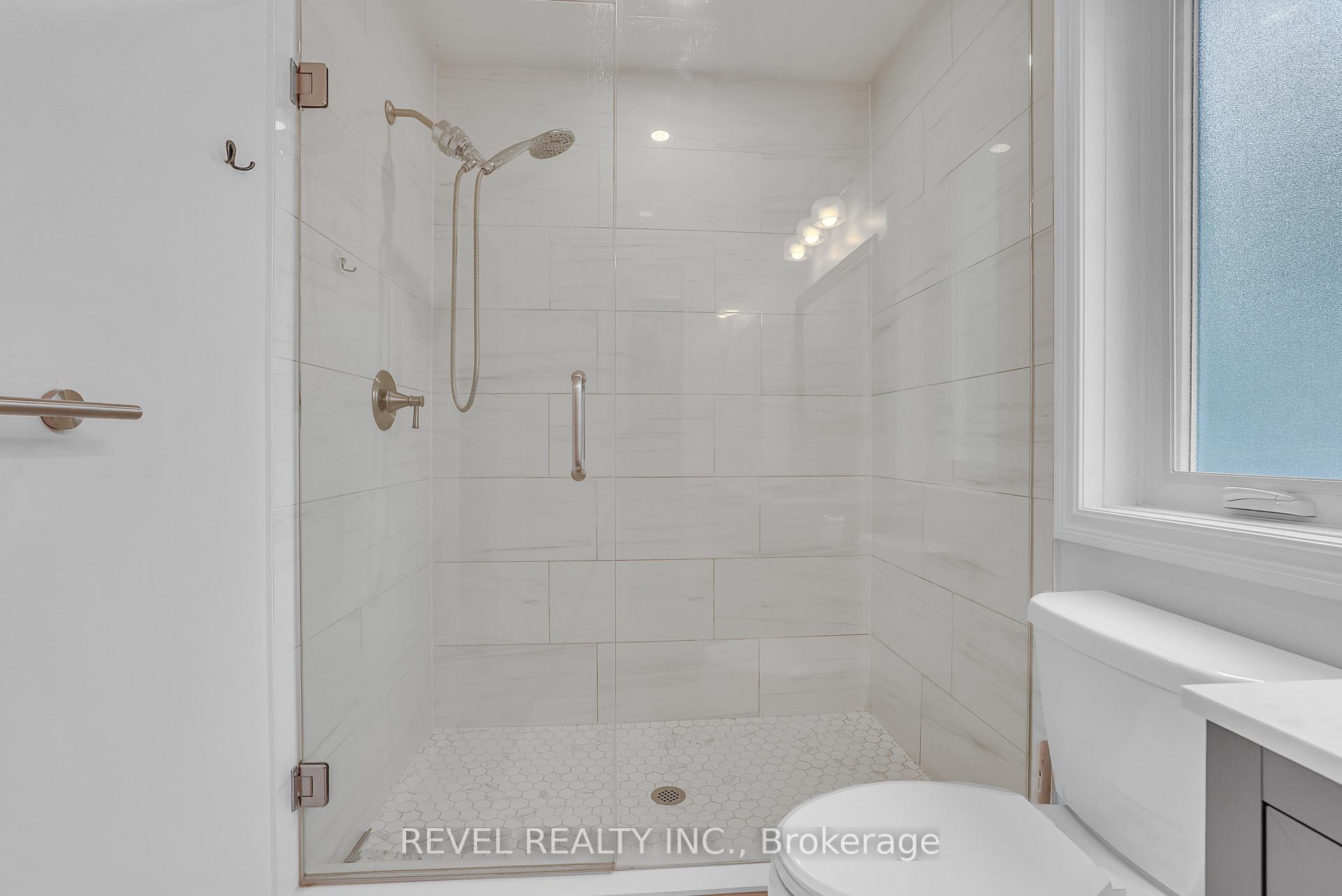 Photo 26 of 125 Dundonald Street, Barrie, Codrington — HOMEH