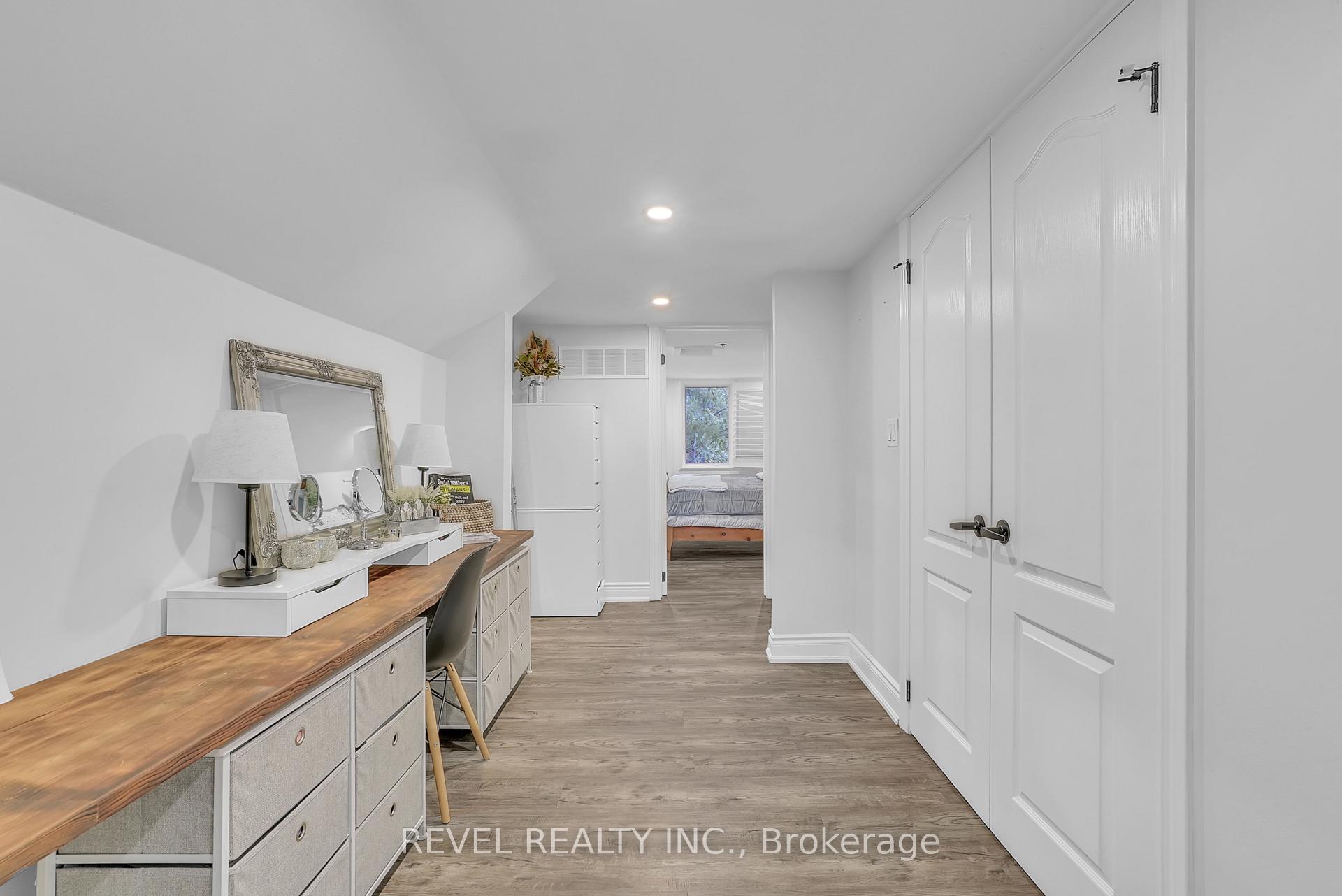 Photo 28 of 125 Dundonald Street, Barrie, Codrington — HOMEH
