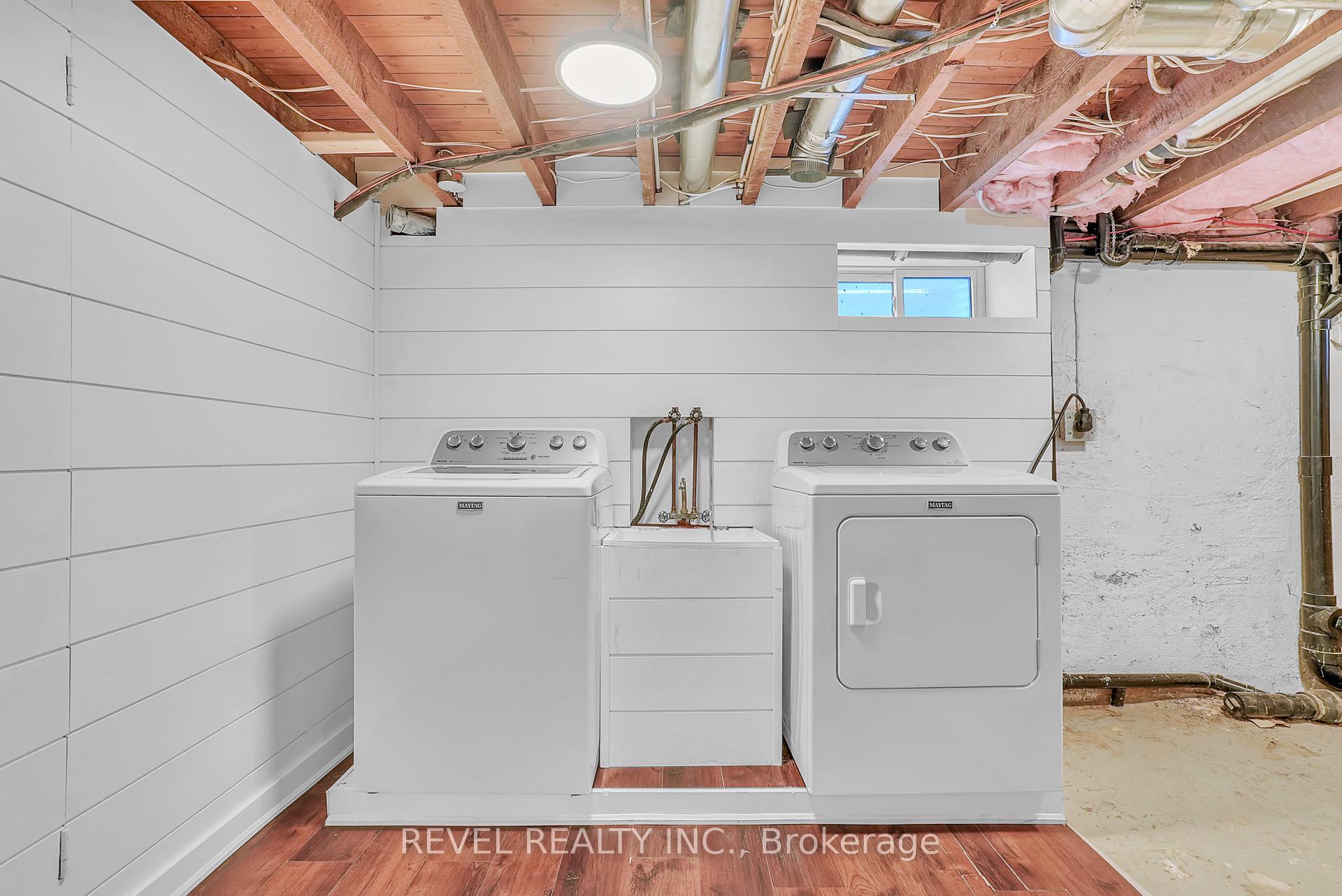 Photo 32 of 125 Dundonald Street, Barrie, Codrington — HOMEH