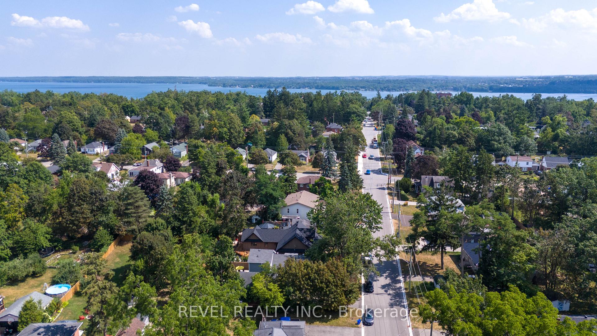Photo 47 of 125 Dundonald Street, Barrie, Codrington — HOMEH