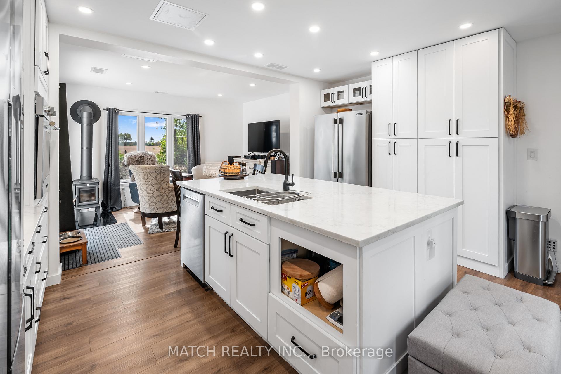 Photo 3 of Unit 2, 29338 Jane Road S, Chatham-Kent, Thamesville — HOMEH