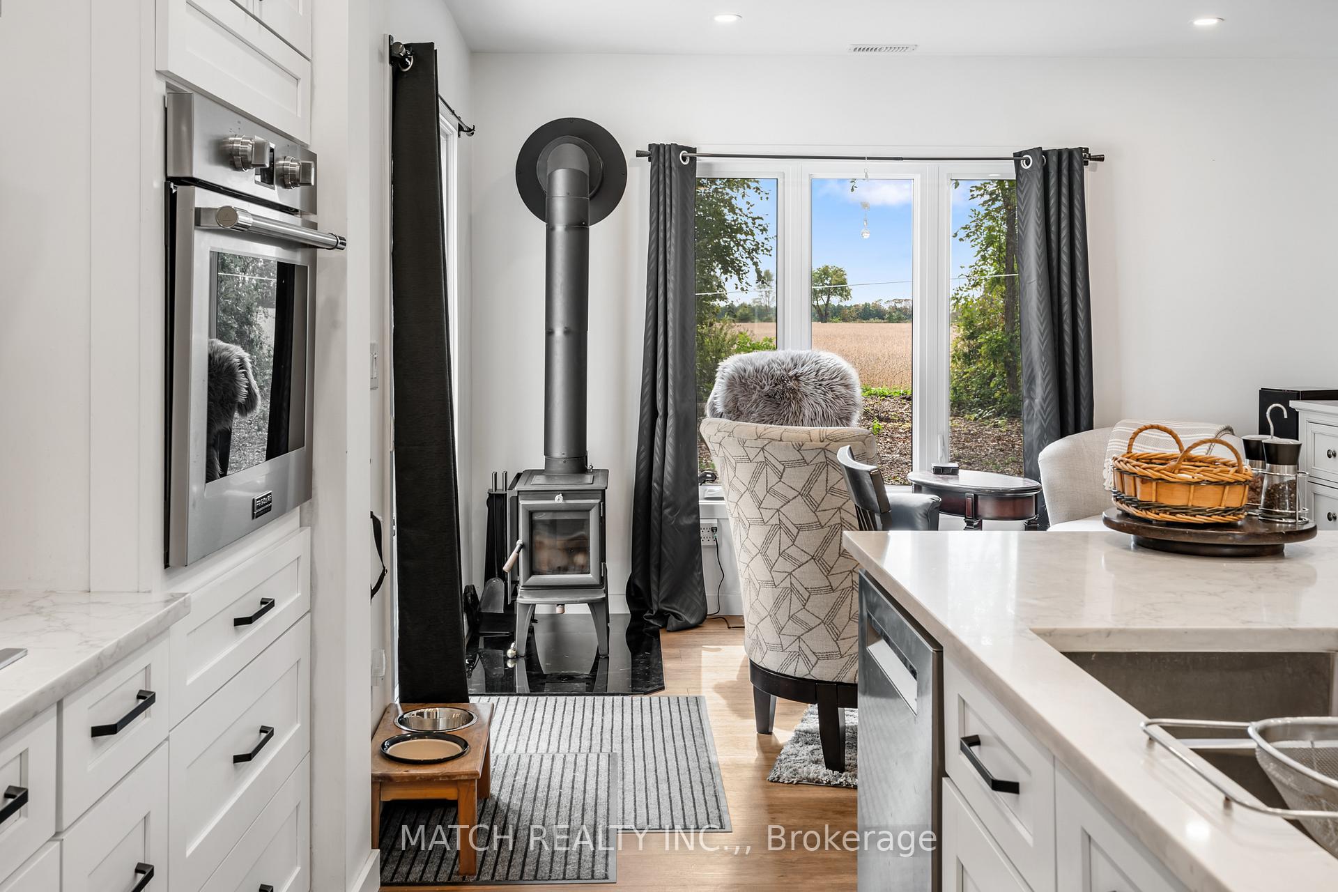 Photo 16 of Unit 2, 29338 Jane Road S, Chatham-Kent, Thamesville — HOMEH