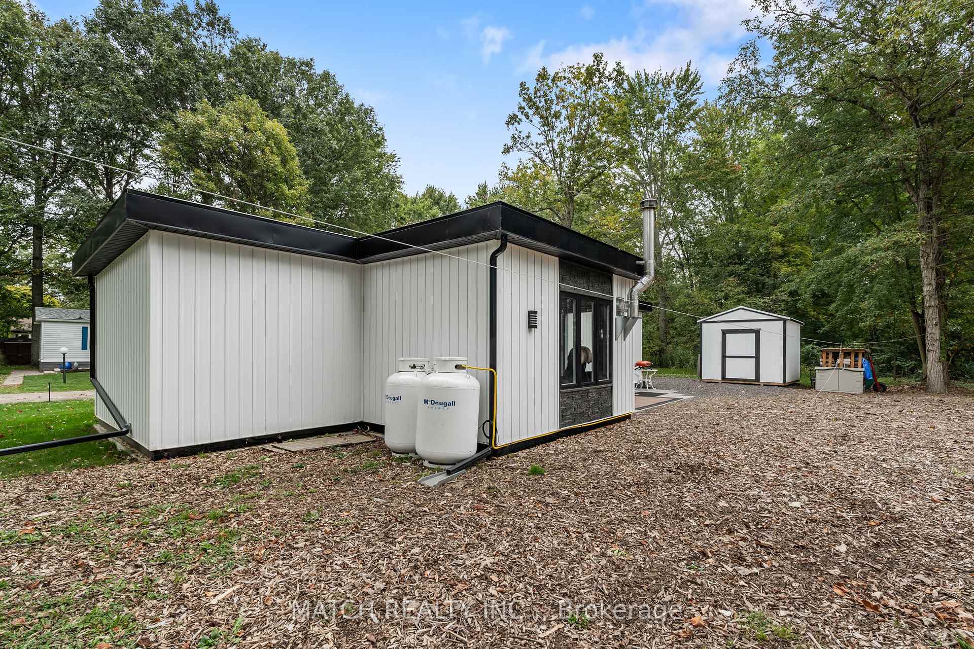 Photo 37 of Unit 2, 29338 Jane Road S, Chatham-Kent, Thamesville — HOMEH