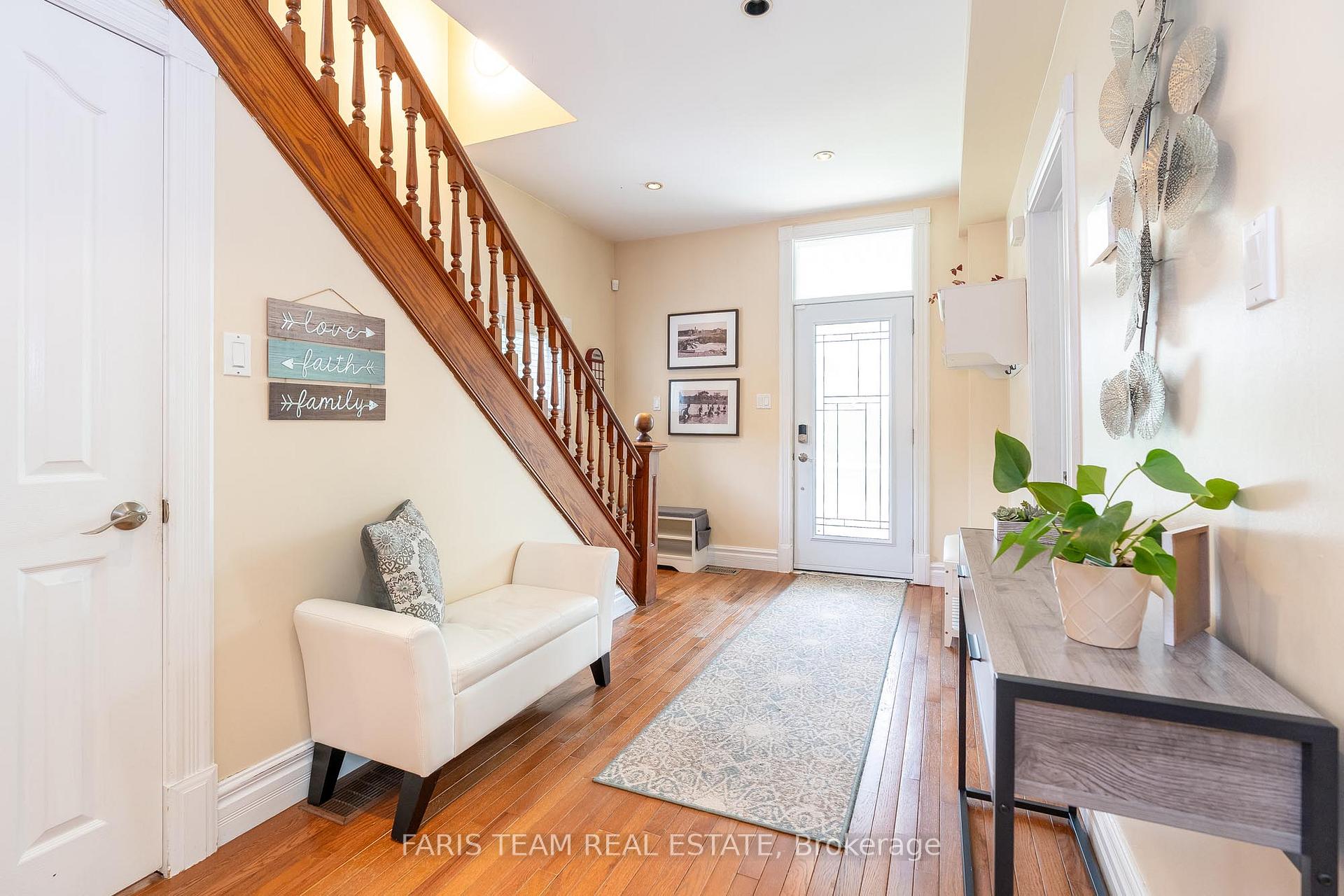 Photo 10 of 62 Fletcher Crescent, New Tecumseth, Alliston — HOMEH