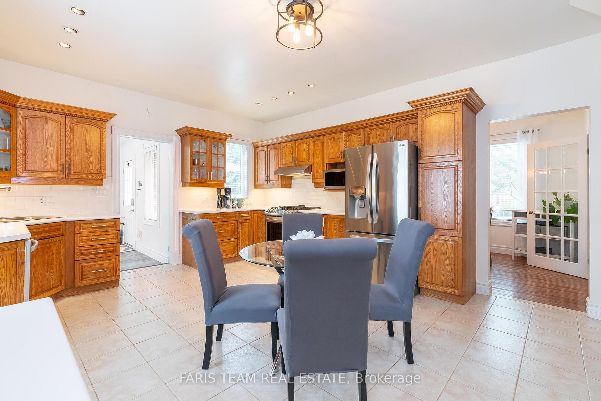 Photo 8 of 62 Fletcher Crescent, New Tecumseth, Alliston — HOMEH