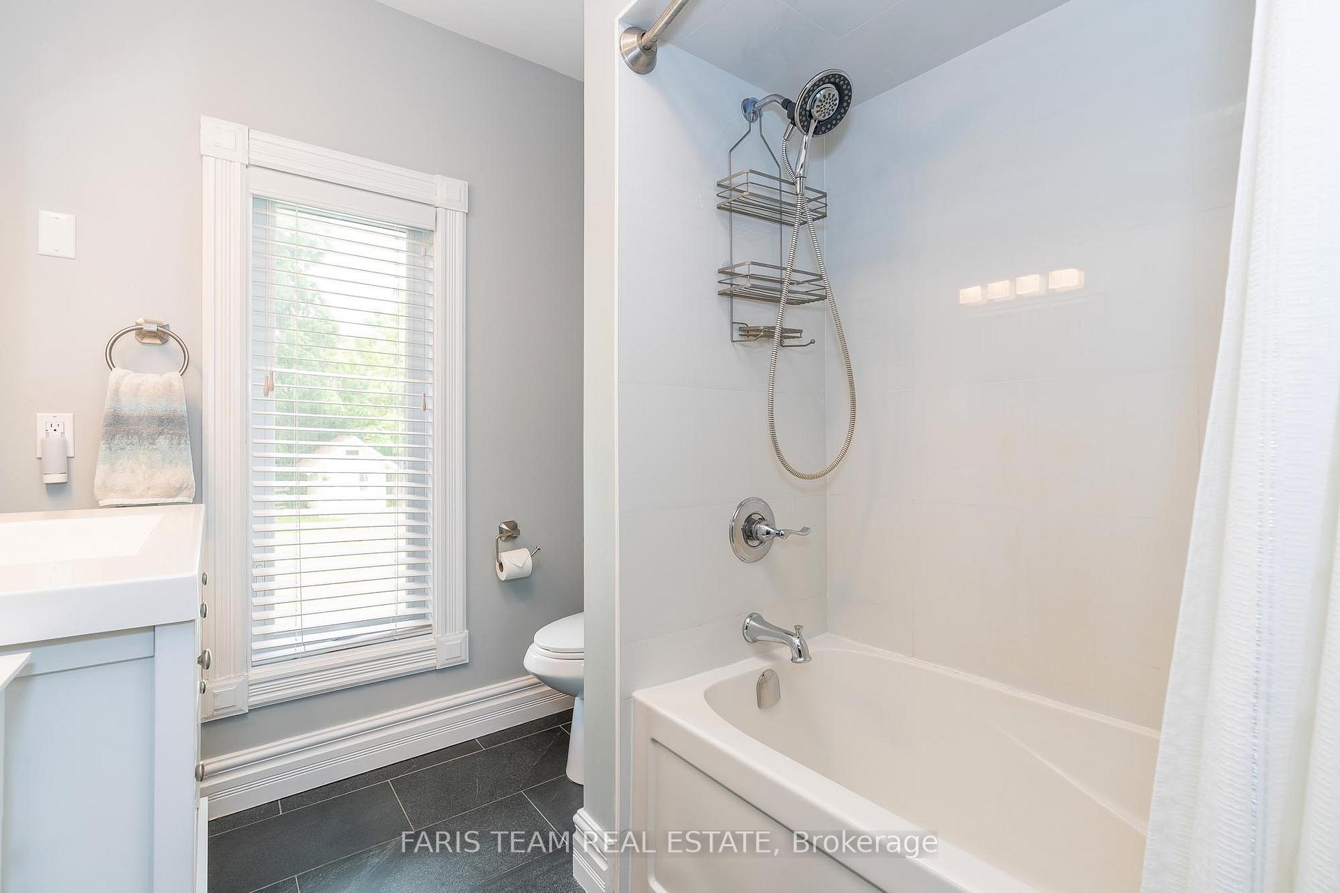 Photo 14 of 62 Fletcher Crescent, New Tecumseth, Alliston — HOMEH