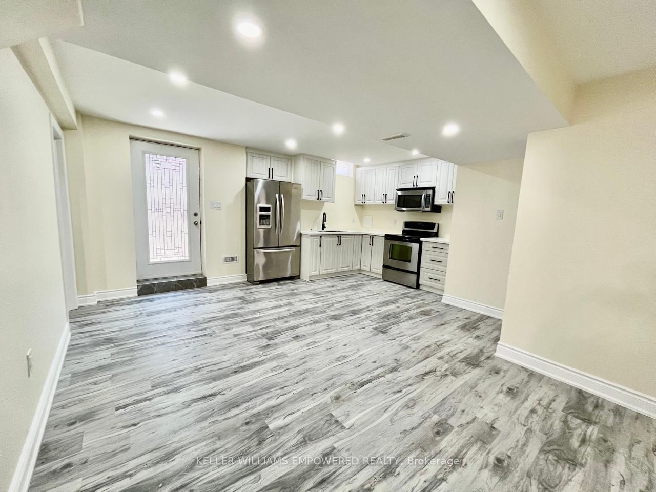 Photo 10 of Unit Bed 1, 92 Polonia Avenue, Brampton, Bram West — HOMEH