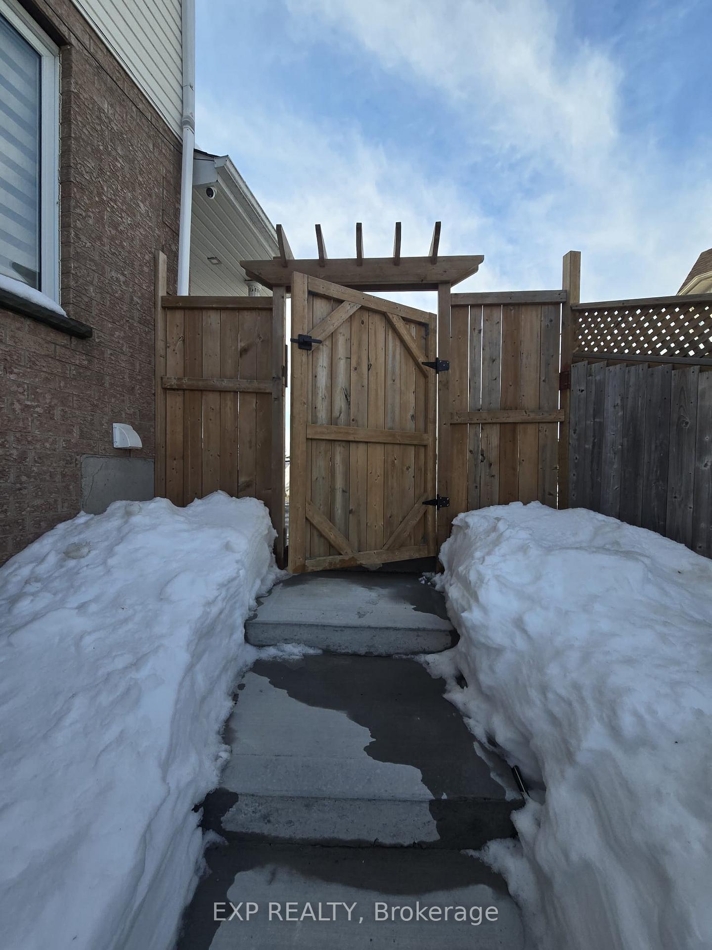 Photo 11 of Unit Basement, 1010 Copper Leaf Crescent, Kitchener — HOMEH