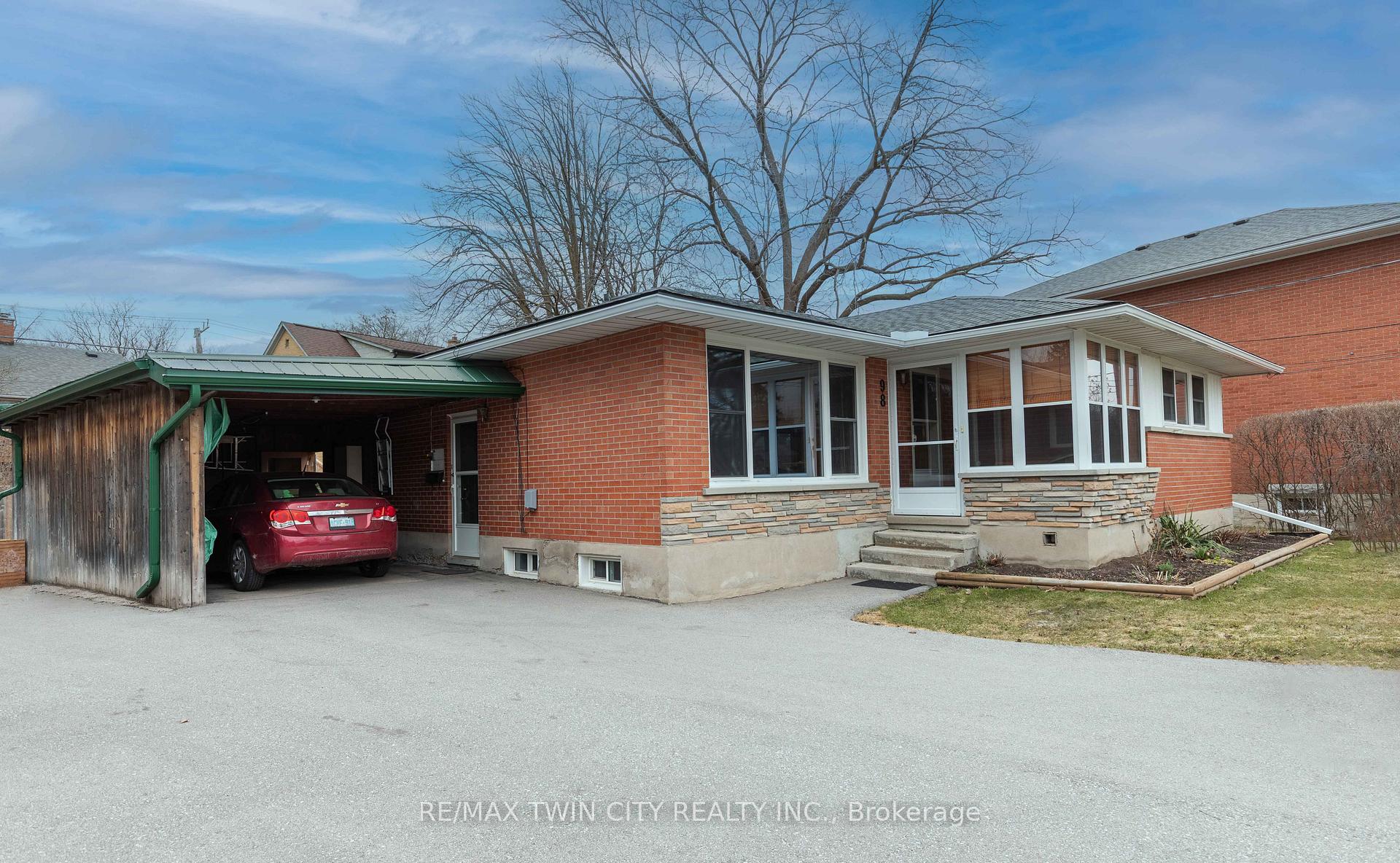 Photo 1 of 98 Clive Road, Kitchener — HOMEH