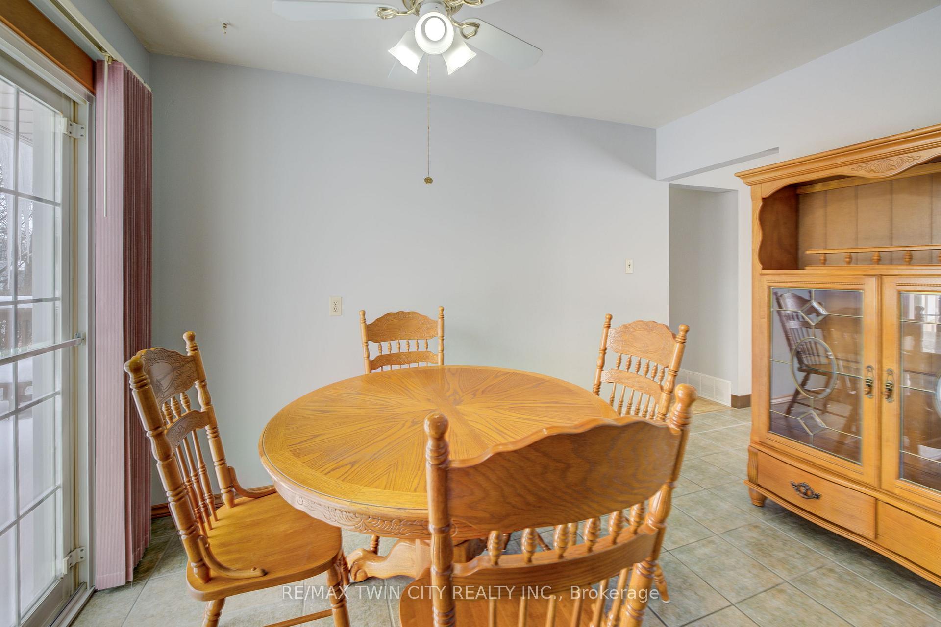 Photo 21 of 98 Clive Road, Kitchener — HOMEH