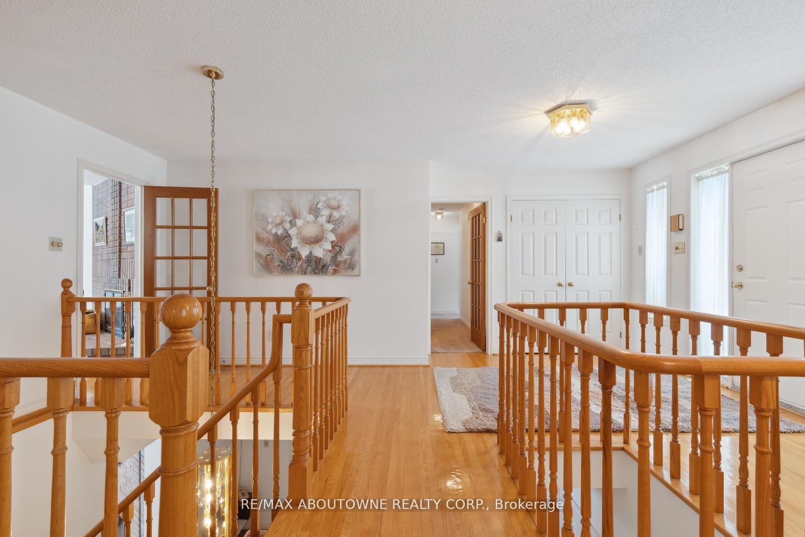 Photo 8 of 22 Matson Drive, Caledon, Palgrave — HOMEH
