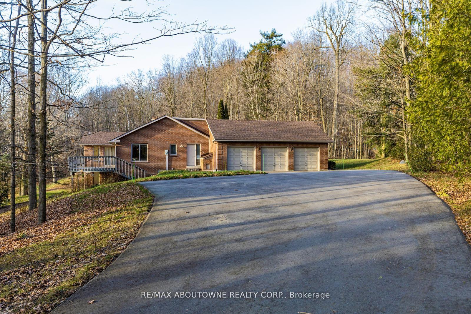 Photo 38 of 22 Matson Drive, Caledon, Palgrave — HOMEH