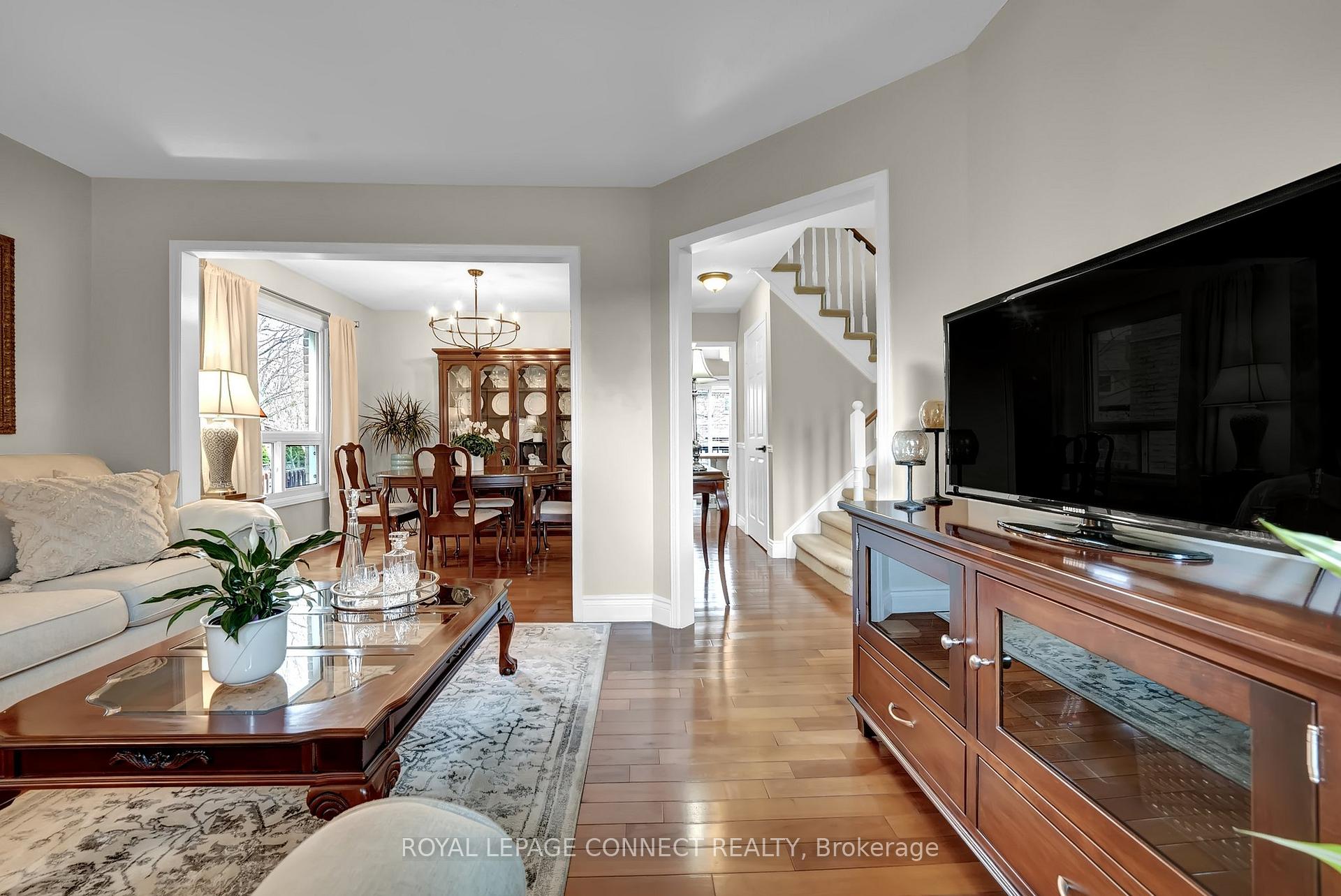 Photo 8 of 21 Barnard Court, Ajax, South East — HOMEH