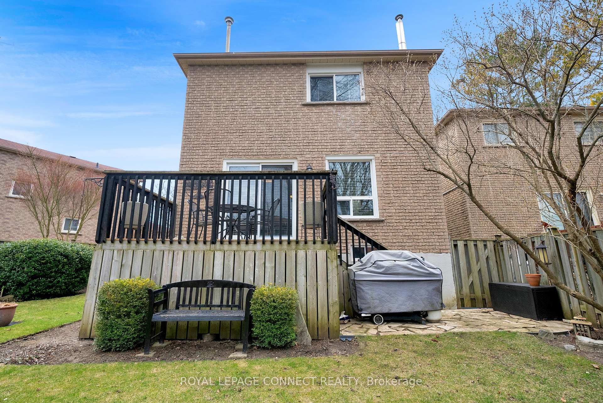 Photo 29 of 21 Barnard Court, Ajax, South East — HOMEH
