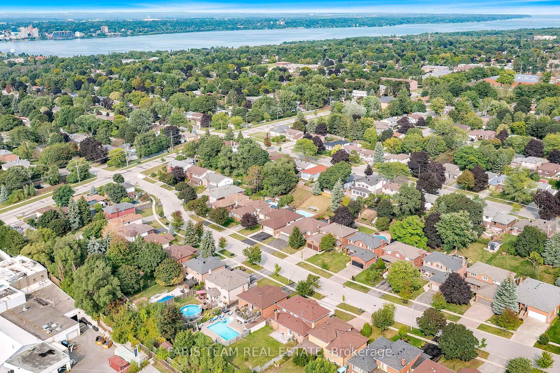 Photo 36 of 110 Chieftain Crescent, Barrie, Allandale Heights — HOMEH