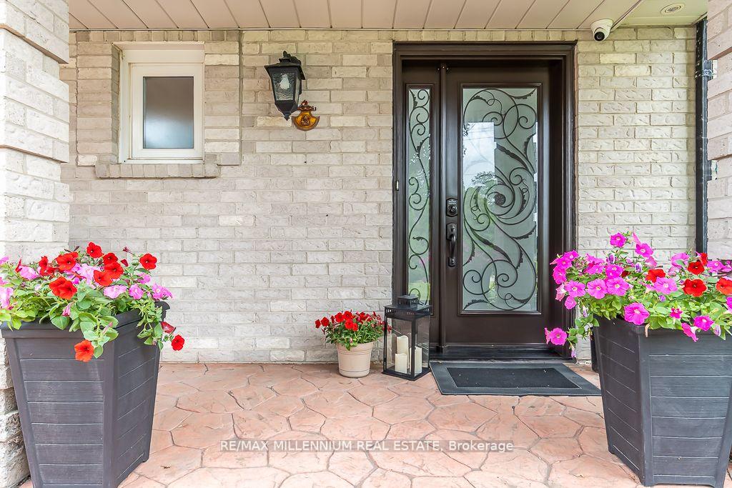 Photo 3 of 1698 Chester Drive, Caledon, Caledon Village — HOMEH