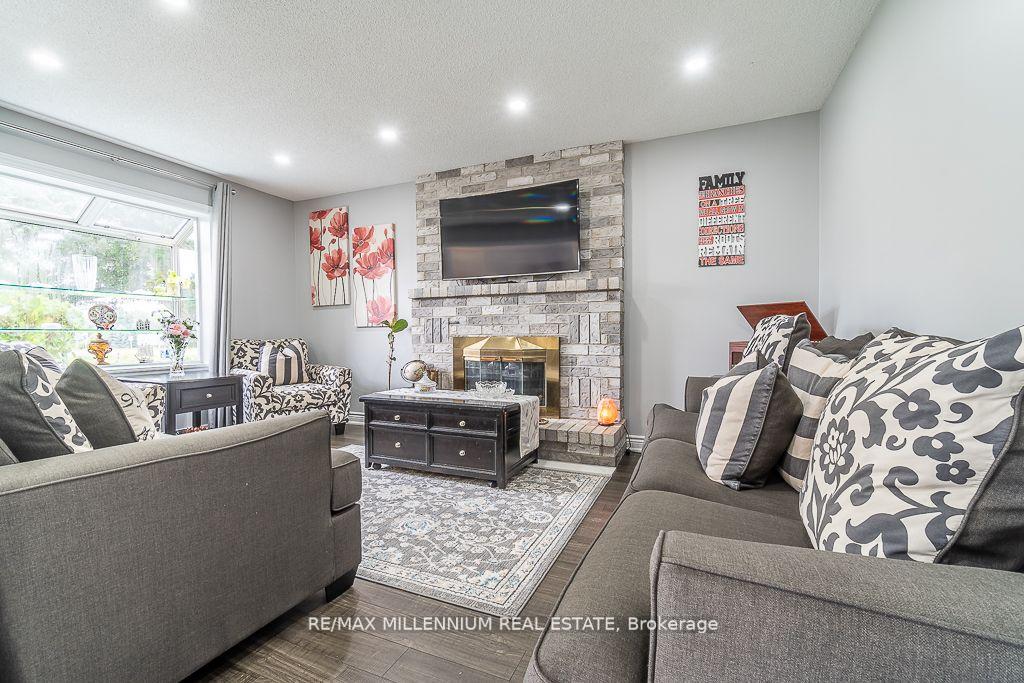 Photo 8 of 1698 Chester Drive, Caledon, Caledon Village — HOMEH