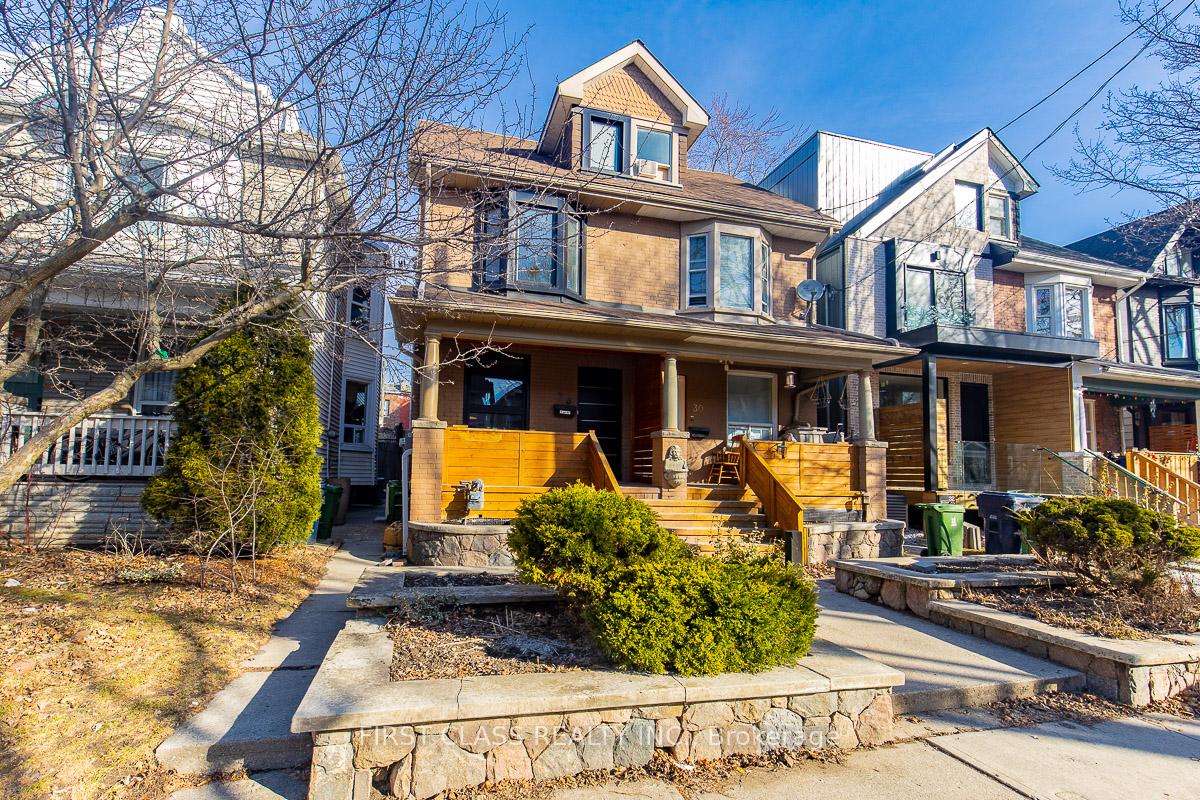 Front of 28 Endean Avenue