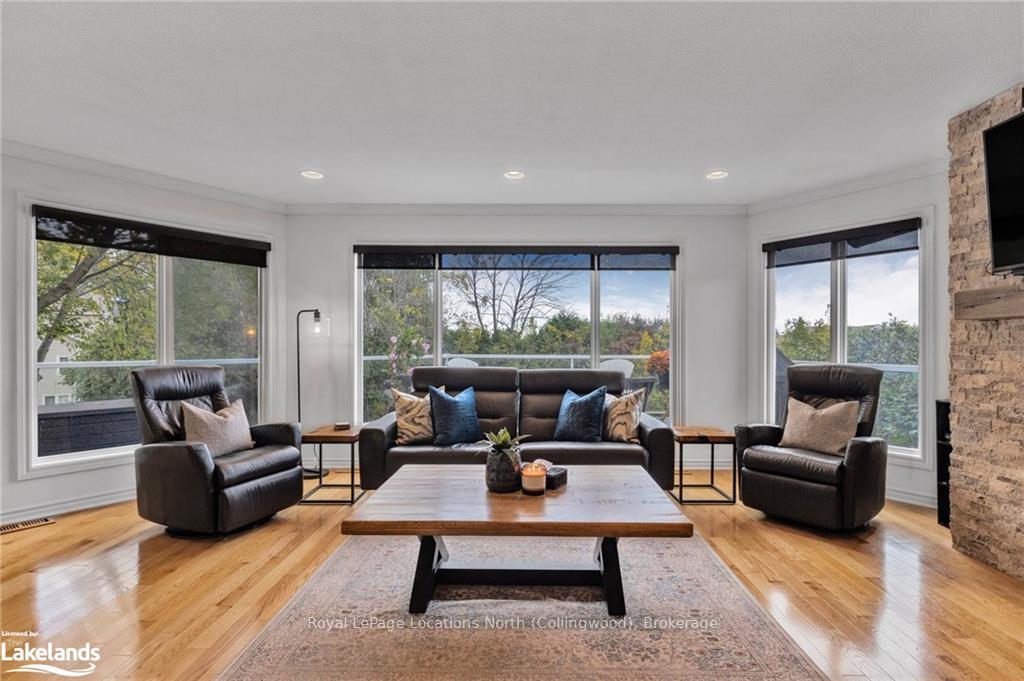 Photo 6 of 36 Nettleton Court, Collingwood — HOMEH