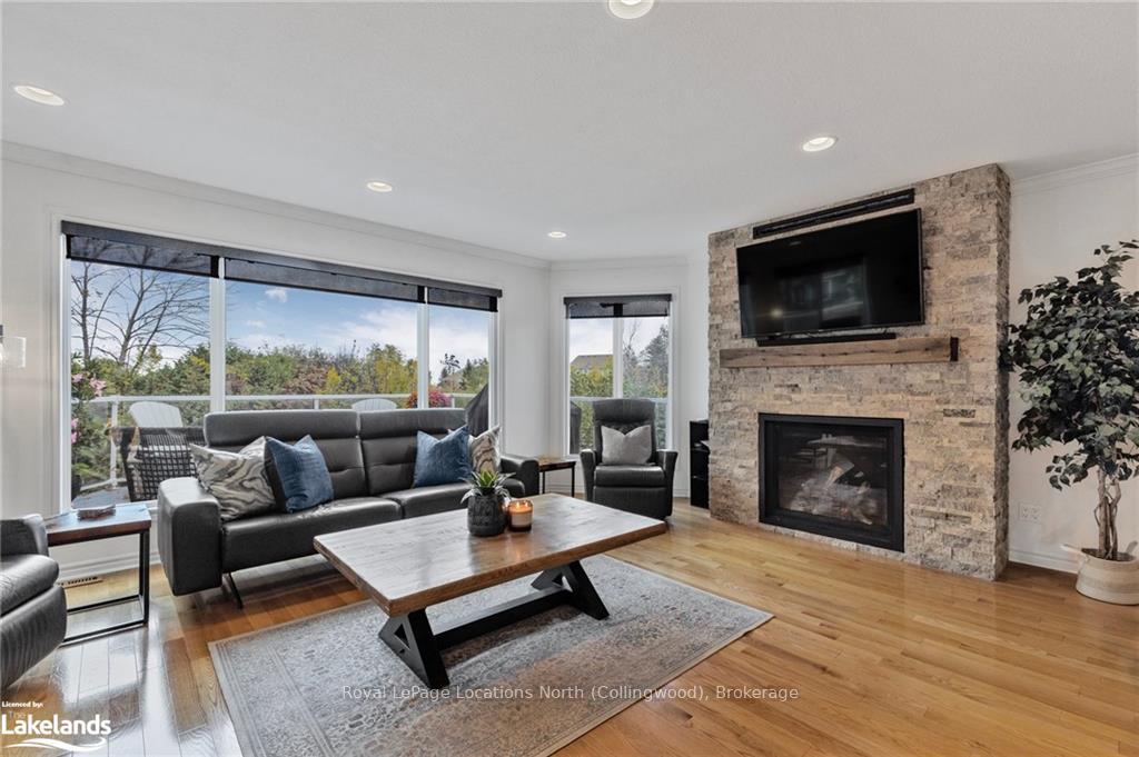 Photo 7 of 36 Nettleton Court, Collingwood — HOMEH