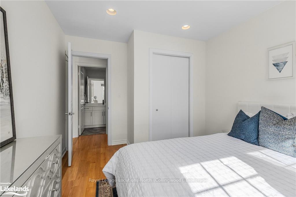 Photo 20 of 36 Nettleton Court, Collingwood — HOMEH