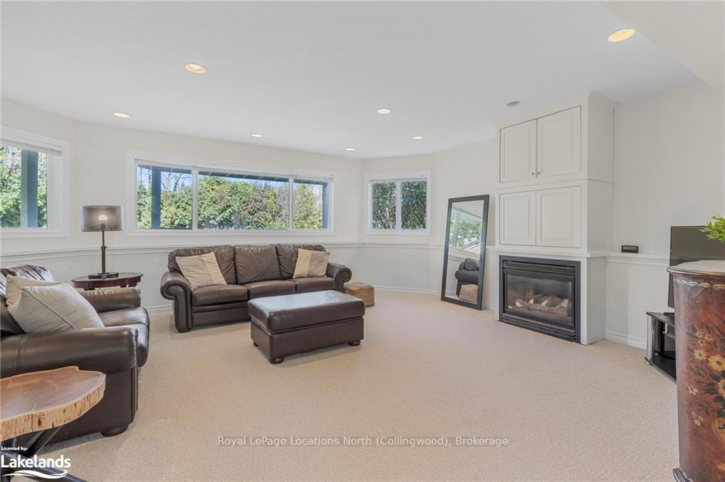 Photo 25 of 36 Nettleton Court, Collingwood — HOMEH