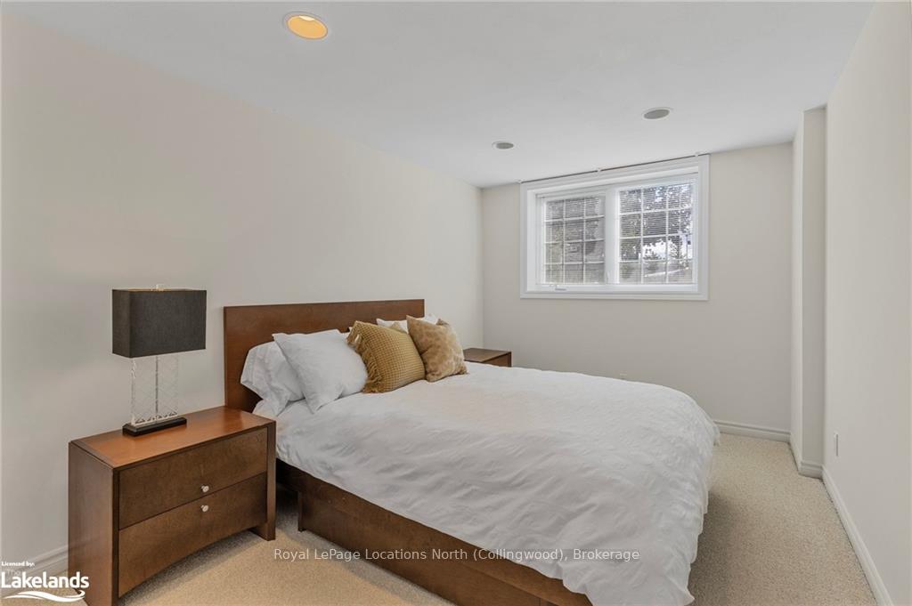 Photo 26 of 36 Nettleton Court, Collingwood — HOMEH