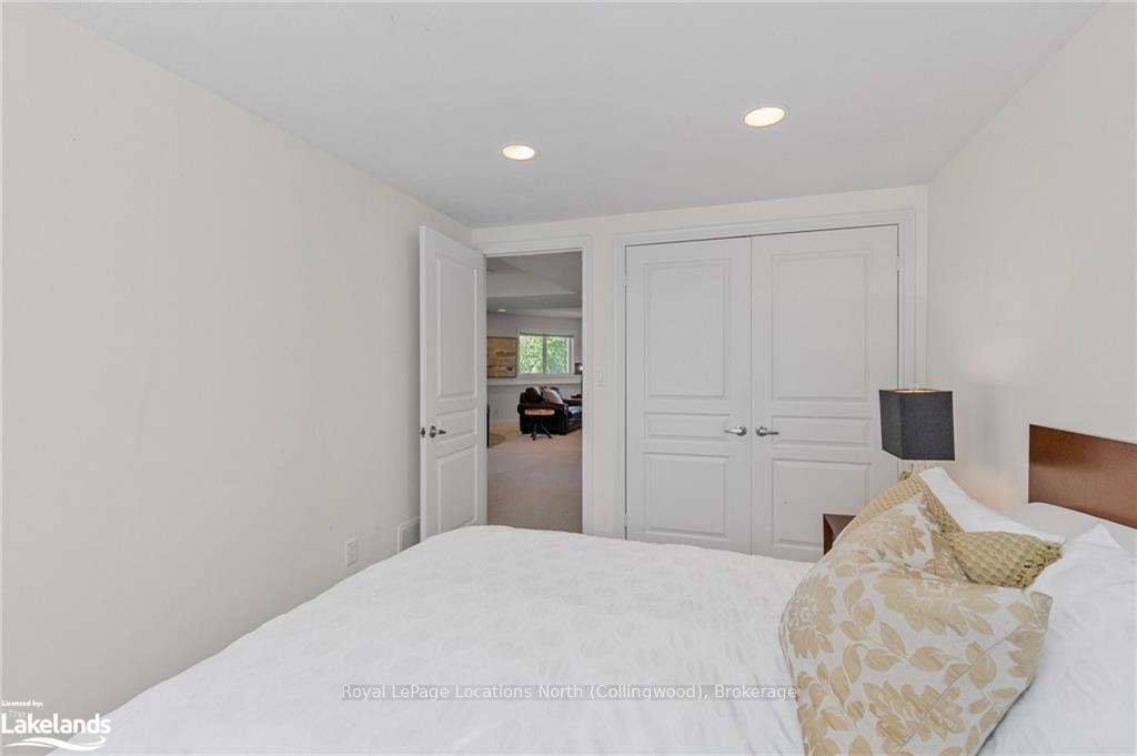 Photo 27 of 36 Nettleton Court, Collingwood — HOMEH