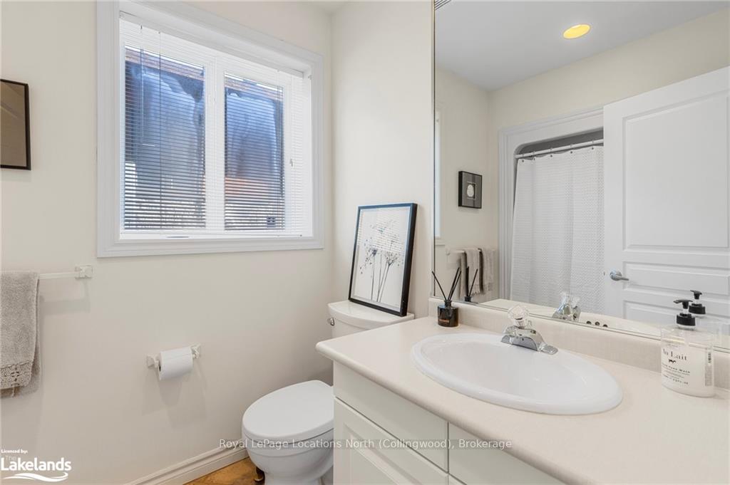Photo 28 of 36 Nettleton Court, Collingwood — HOMEH